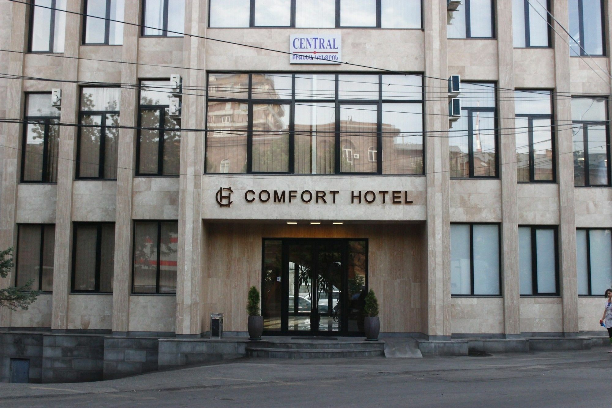 Comfort Hostel Erevan Esterno foto